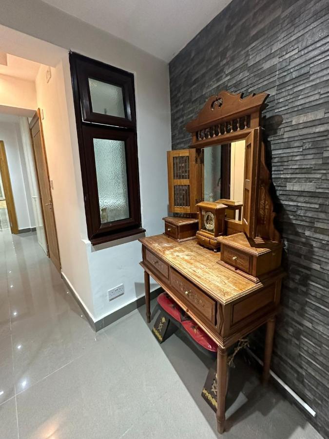 London Charm - Comfortable Room In Spacious House 외부 사진